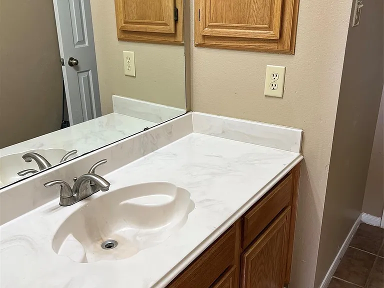 13967 Dentwood Dr — Photo 13