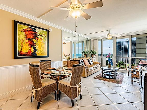 4th image of 140 Seaview Ct APT 1006