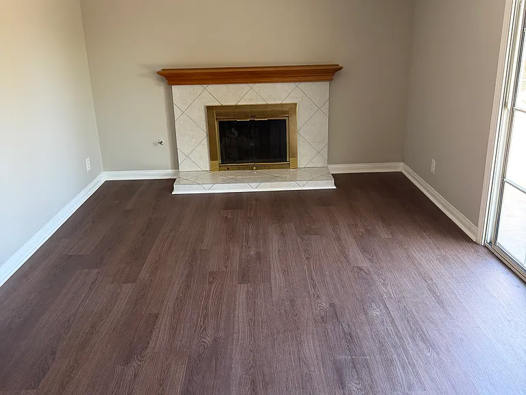 3028 E Vermillion St — Photo 5