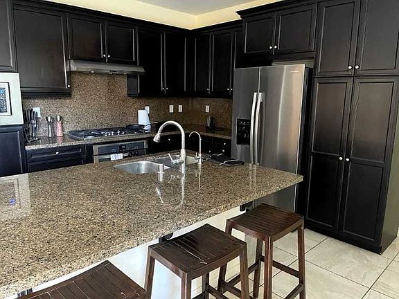 4th image of 2435 Bruin Pl