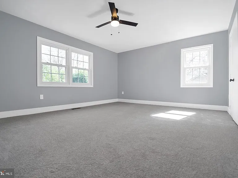 12404 Surrey Circle Dr — Photo 21