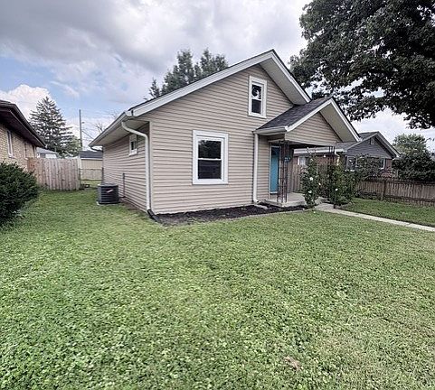 Sideview with Front of house