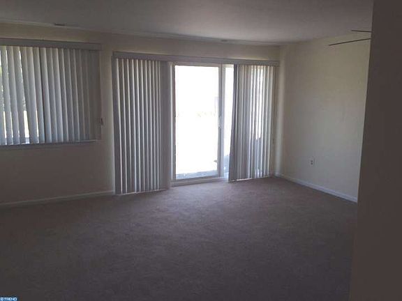 2nd image of 215 Morton Ave APT C