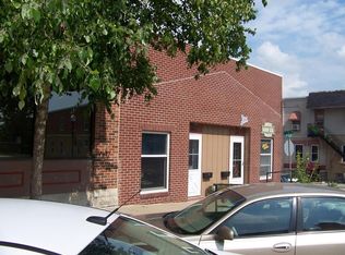 203 1st St NW, Mount Vernon, IA 52314
