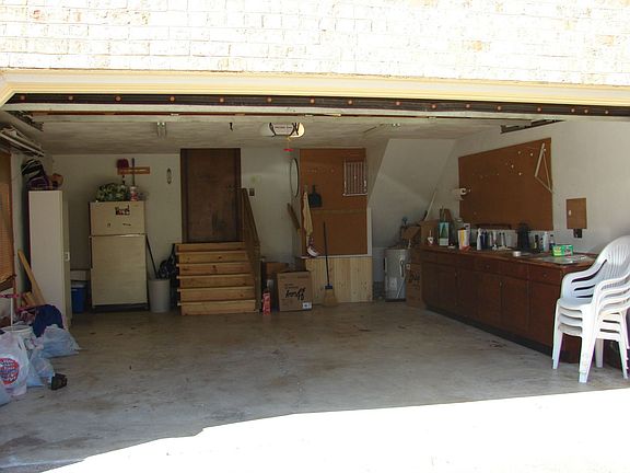 oversize 2 car garage