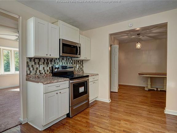 3rd image of 5210 Pioneer Dr