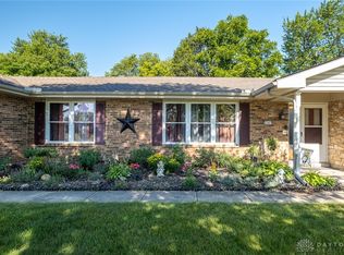 2547 Brown Bark Dr, Dayton, OH 45431