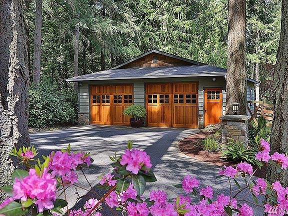4th image of 5827 Pioneer Park Pl