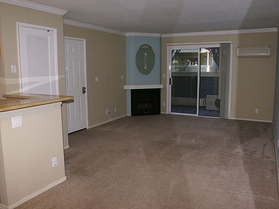 2nd image of 2671 Somerset Park Cir