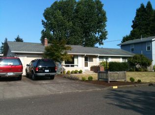 999 Laurelhurst Dr, Eugene, OR 97402