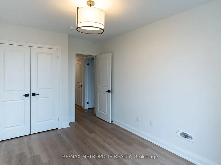 3900 Savoy St #121 — Photo 11