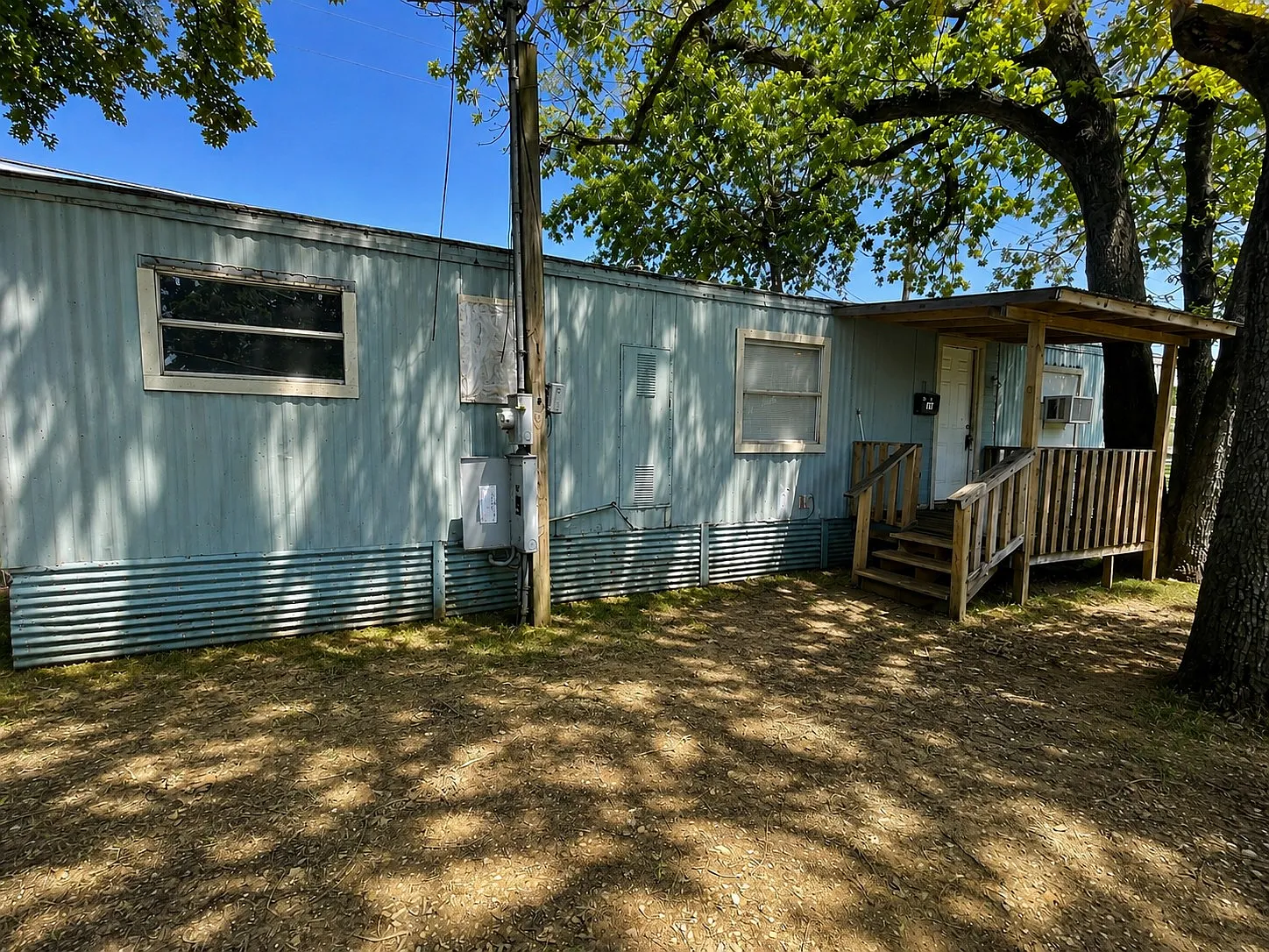2 bed, 710 sqft, $995 — Photo 2