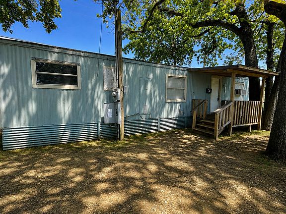 2nd image of 14 Frank Cir