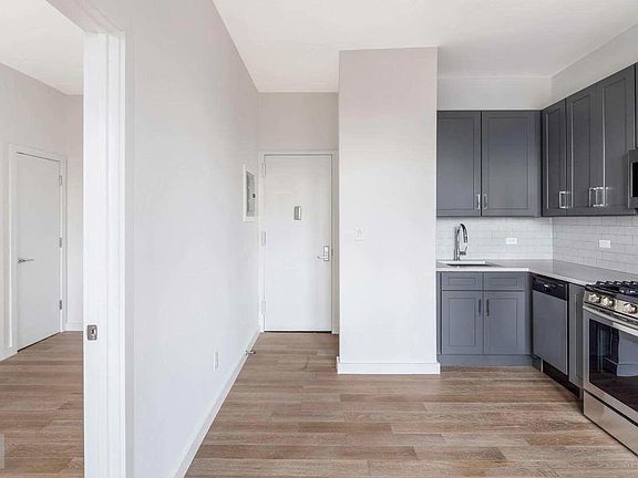4th image of 862 Union St APT 6C