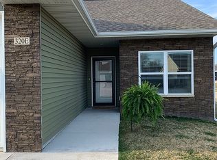 320 Amy St APT E, Swisher, IA 52338