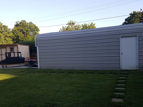 5th image of 1444 E 53rd St S