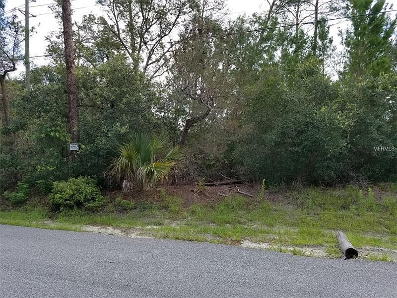 2nd image of 405 Hayes Rd