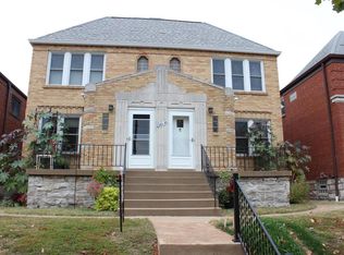 6243 Eichelberger St, Saint Louis, MO 63109