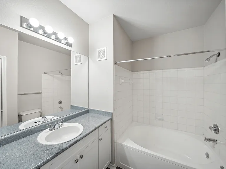 Providence Place Apartment Homes — Photo 9