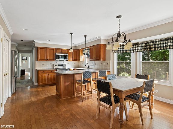 5th image of 1106 Furlong Dr