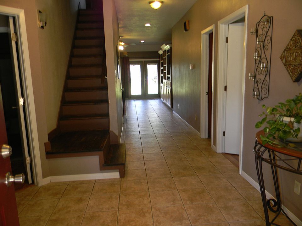 1st image of 10777 Forest Dr