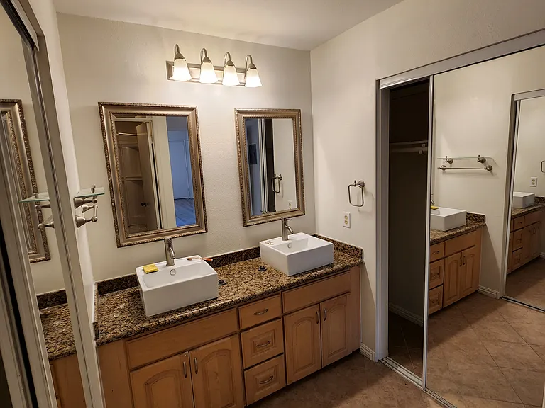 169 Streamwood — Photo 7