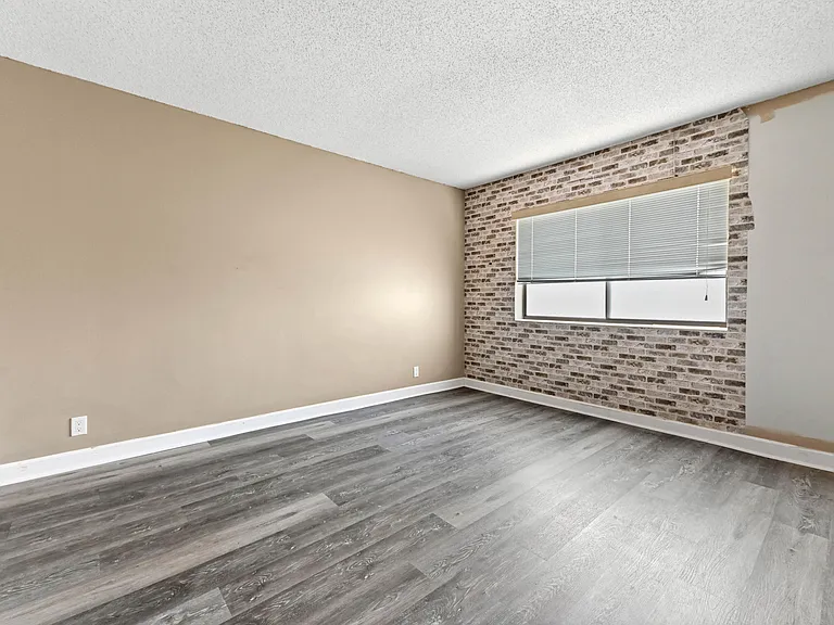 4080 Tivoli Ct #202 — Photo 18