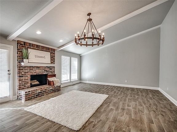 5th image of 14817 Glenmark Dr