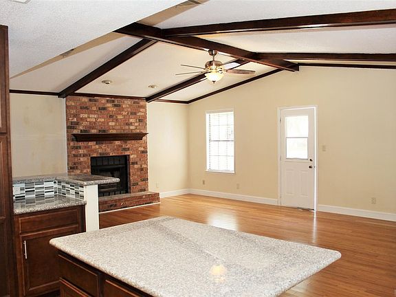 4th image of 3923 Tonbridge Cir