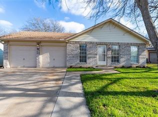 800 Newcastle Dr, Austin, TX 78745