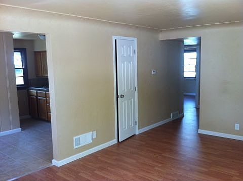 5th image of 1855 Ferguson Ave
