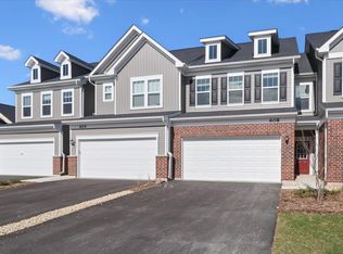608 Switchgrass Way #61003, Bolingbrook, IL