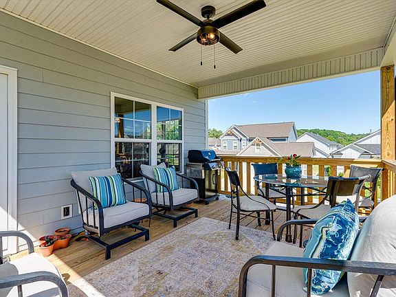 5th image of 10387 Magnolia Farm Dr