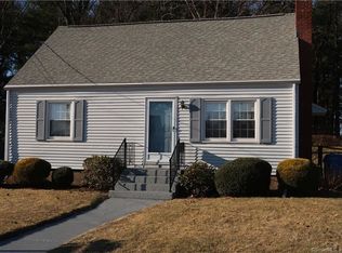 46 Wedgewood Dr, Manchester, CT 06042