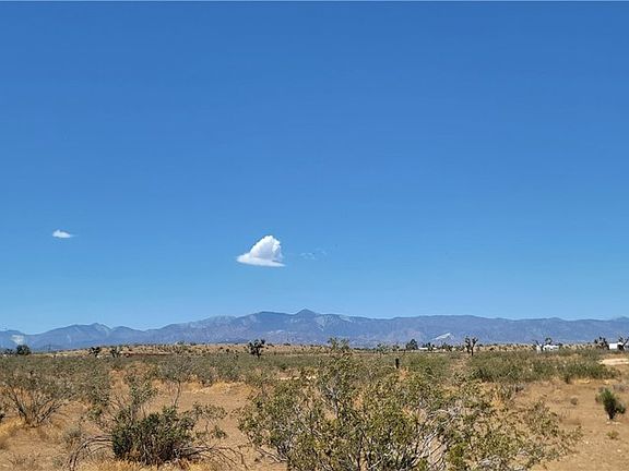 3rd image of 12350 Pueblo Trl