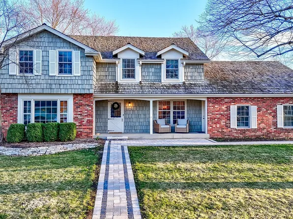 203 Briar Ln, Morris, IL 60450