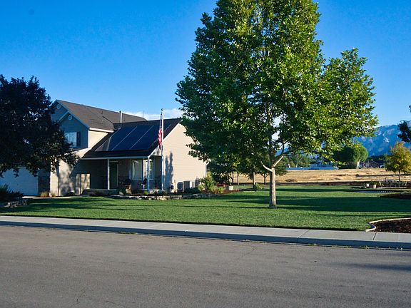Side View: 1422 W 1440 N