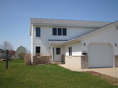 613 Eagle Crest Ct, Prairie Du Sac, WI, 53578
