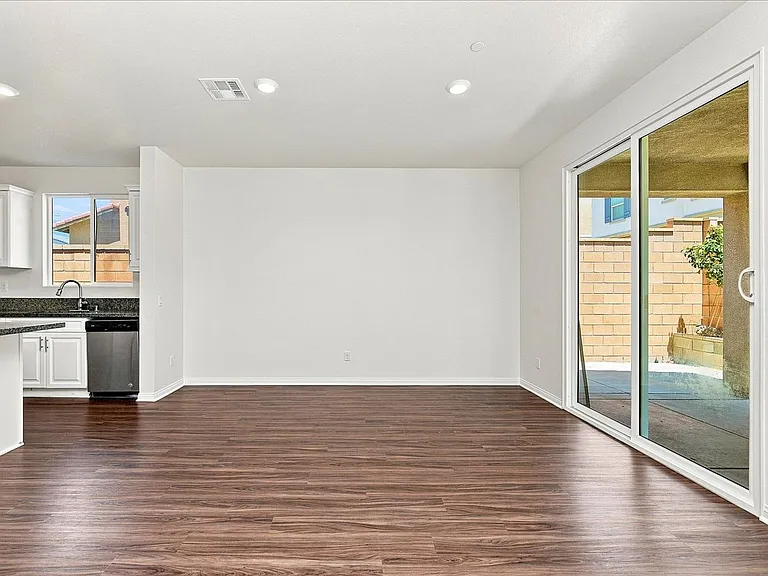 5577 Bella Way — Photo 31