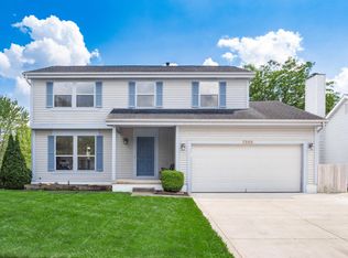 7385 Harbour Town Dr, Pickerington, OH 43147