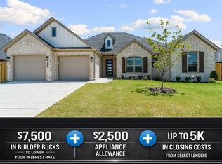 748 Jenison Rd, Tontitown, AR 72762