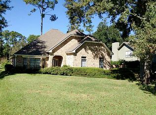 108 W Ruelle St, Mandeville, LA 70471