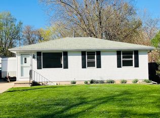 1129 McCormick St, Green Bay, WI 54301