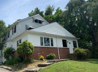 720 W Brookhaven Rd, Wallingford, PA 19086