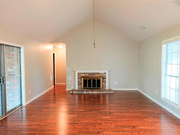 3rd image of 18046 Garden Manor Dr