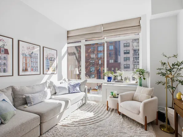 389 East 89th Street image 1 of 10