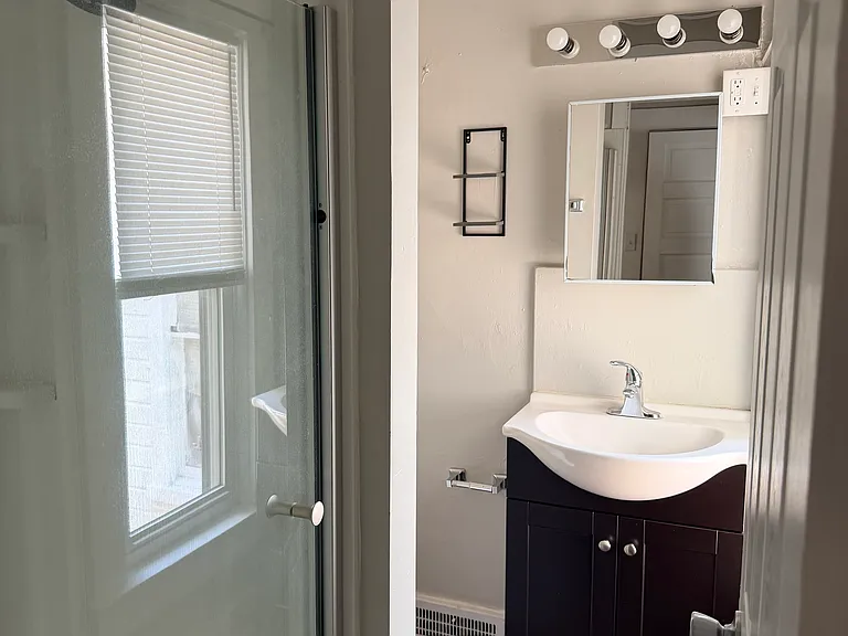 127 S Plum St #C — Photo 5
