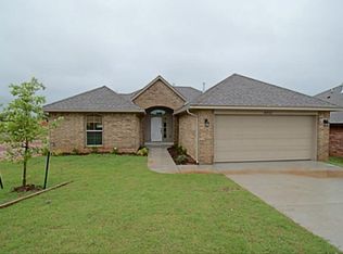 8913 SW 36th Ter, Binger, OK 73009