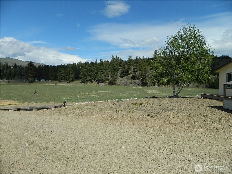4th image of 29 Duck Flats Road