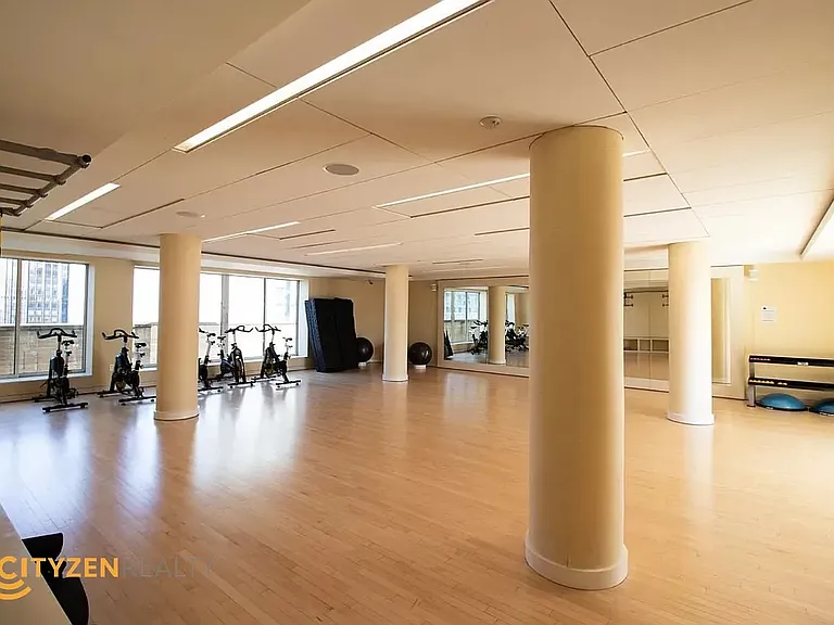 322 W 57th St #54D — Photo 18